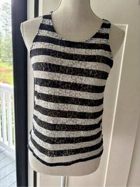 Express Black & White Striped Lace Tank Women’s XS 0 /2 Top Cami Blouse Sheer
